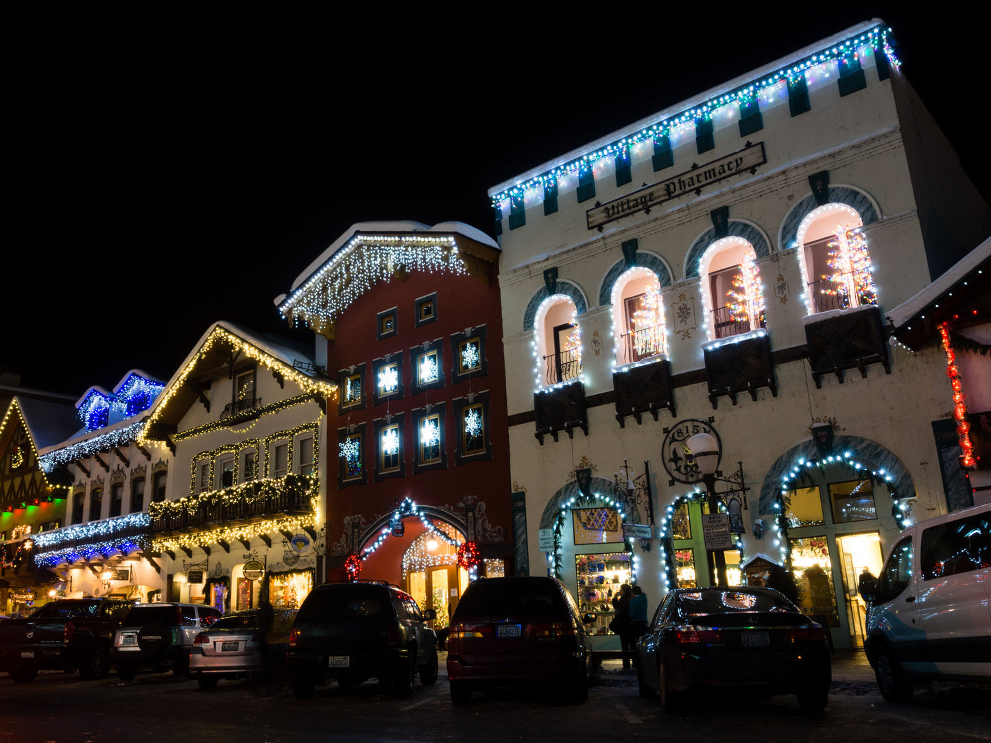 Shopping Local is a Gift to your Community