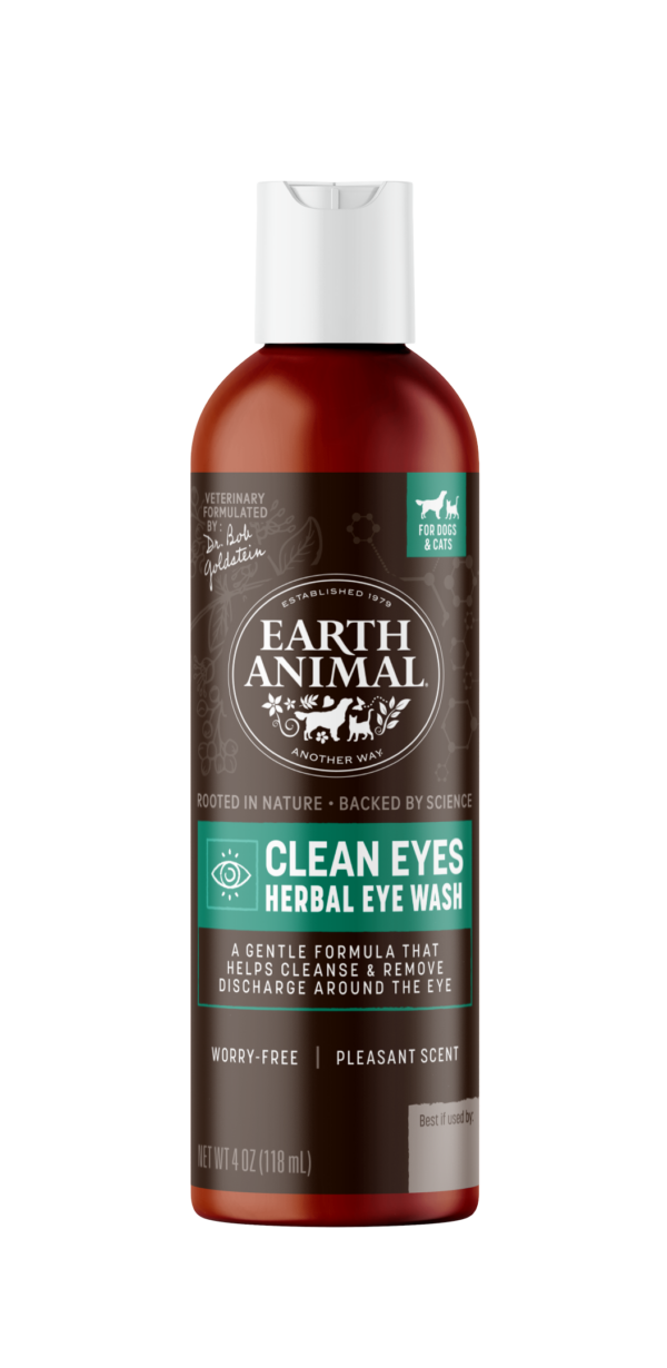 front view of a bottle of clean eyes herbal eye wash